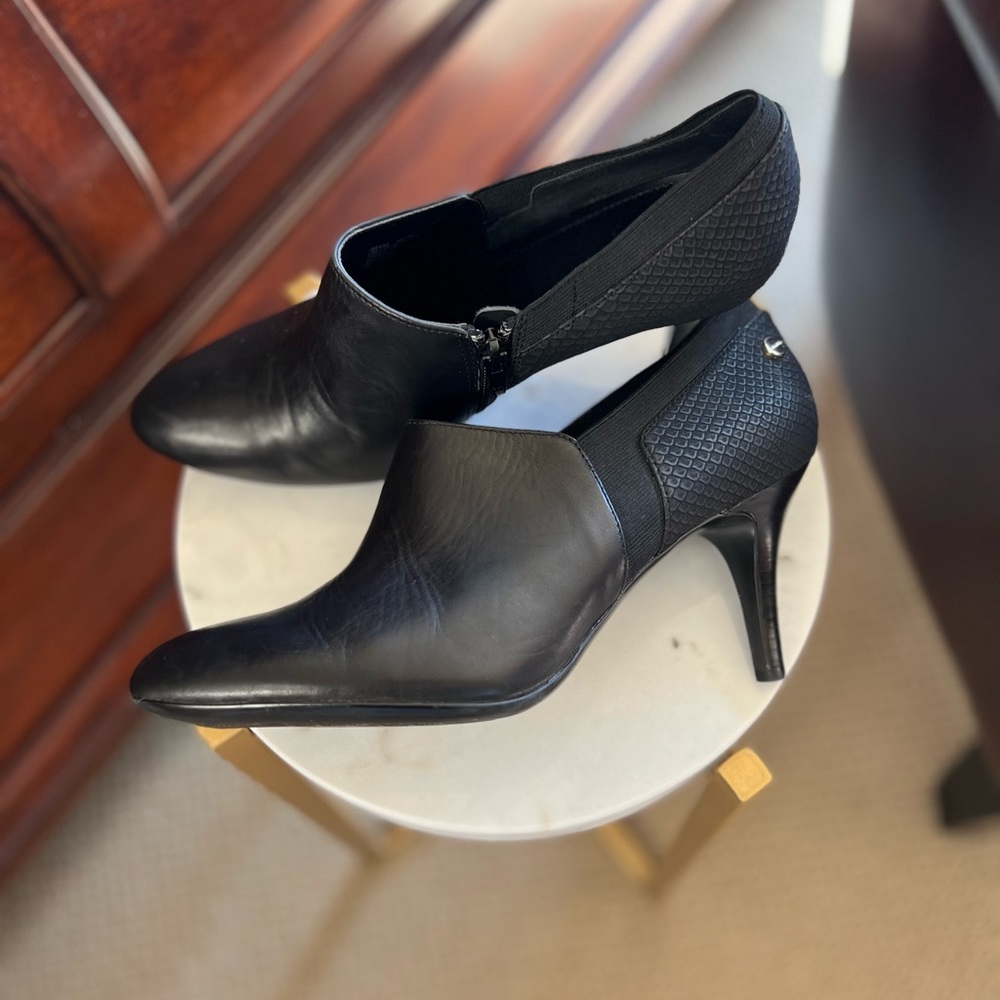 DESIGNER LEATHER 3”HEELED BOOTIES